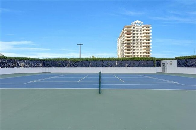 Building Photo - 6365 Collins Ave