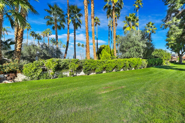 Building Photo - 261 Cordoba Way