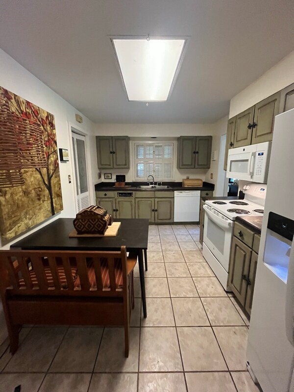 Building Photo - 315 Bomar Pl