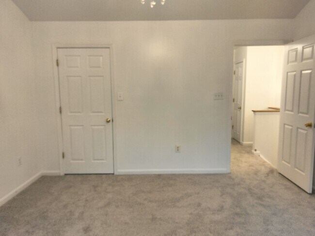 Building Photo - 45580 Grand Central Sq