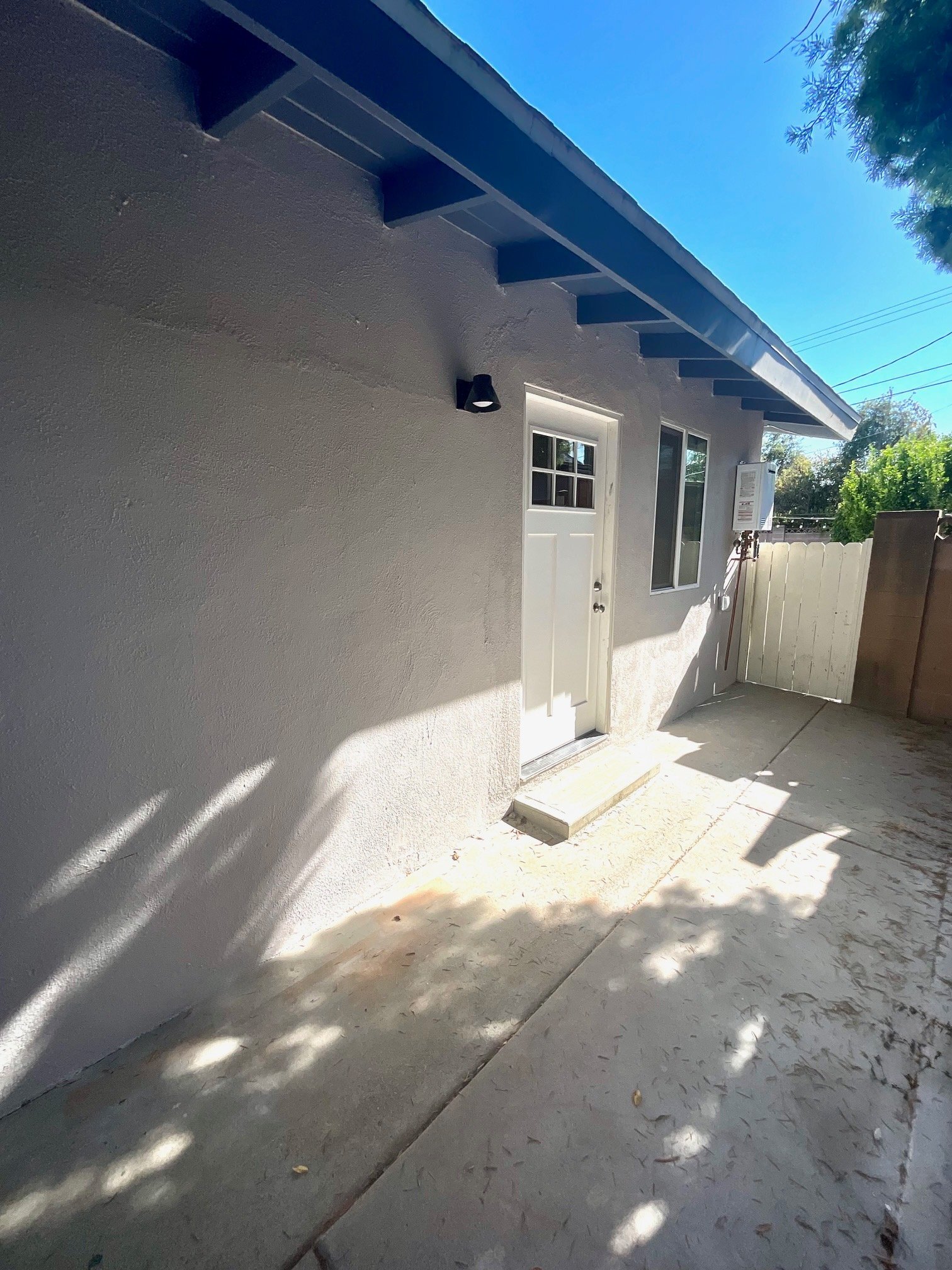 Building Photo - 8437 Nevada Ave