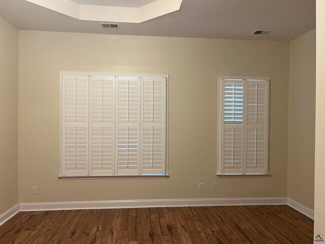 Building Photo - 644 Ivy Brook Way