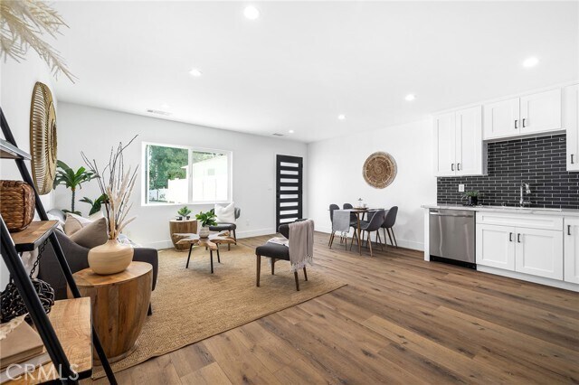 Building Photo - 5751 Tobias Ave