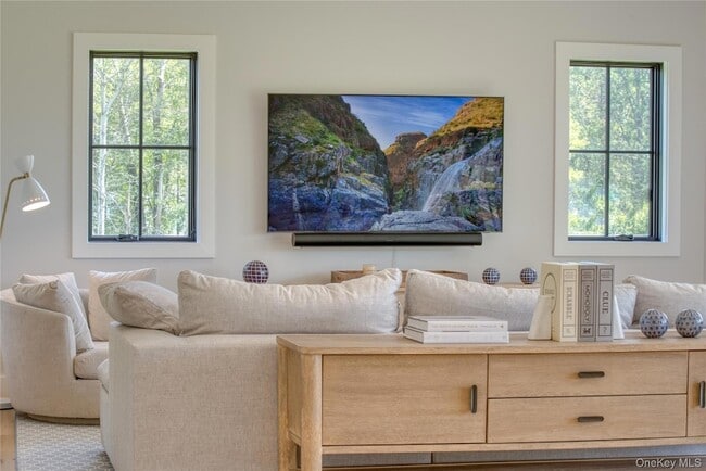 Building Photo - 61 Red Fox Ln