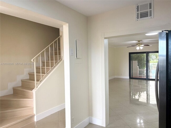 Building Photo - 1606 NW 90th Way