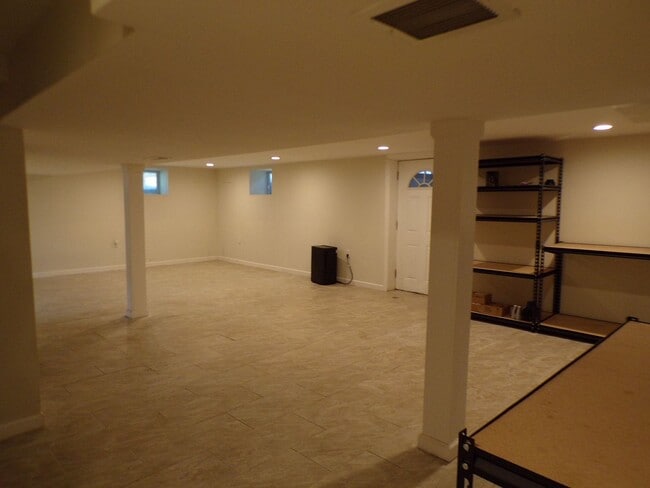 Building Photo - Charming Ranch-Style Home with Finished Ba...