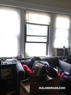 Building Photo - 17-19-19 Washington St S