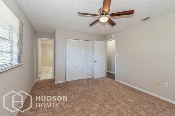 Building Photo - NOW AVAILABLE! 1296 Huntington Ln, Rockled...