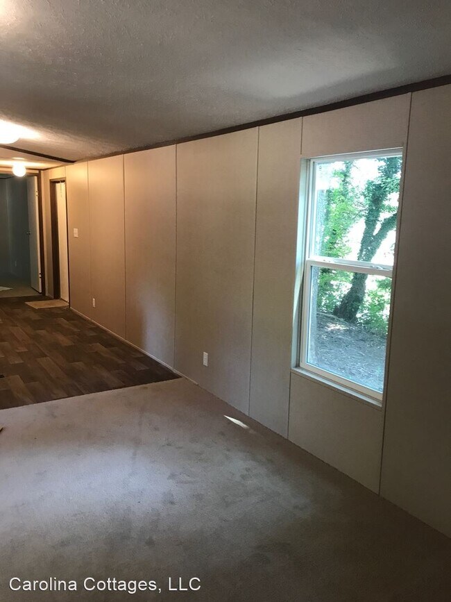 Building Photo - 2 br, 2 bath House - 56 Midland Lane