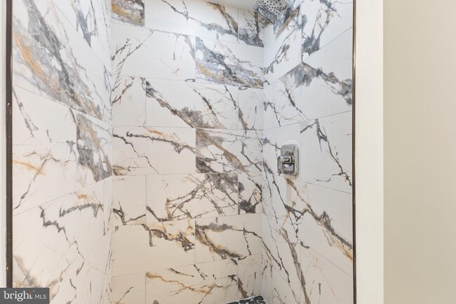 Building Photo - 3213 Greencastle Rd