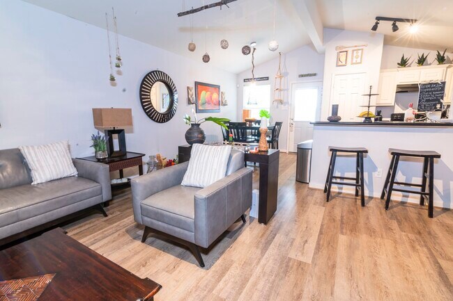Building Photo - 28830 Bosque River Ct