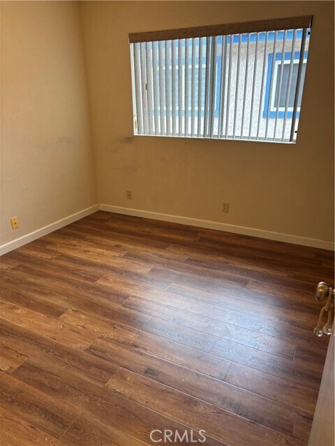 Building Photo - 324 S Chandler Ave