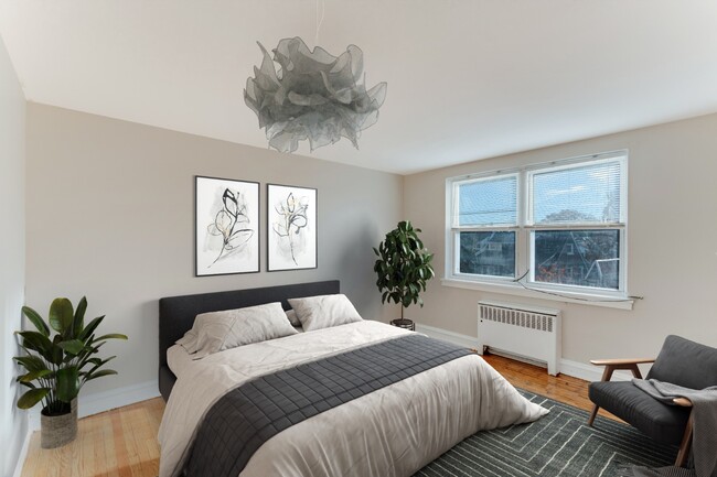 Building Photo - 6766 Blakemore St