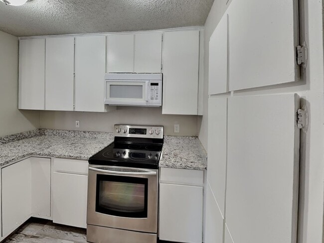 Building Photo - COMING SOON IN FORT WORTH!