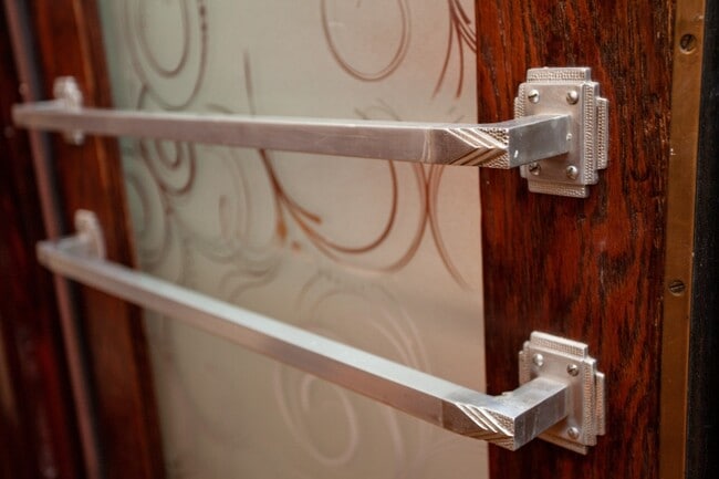 Building Photo - 119 S Main St