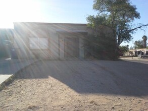 Building Photo - 3620 S Yukon Pl