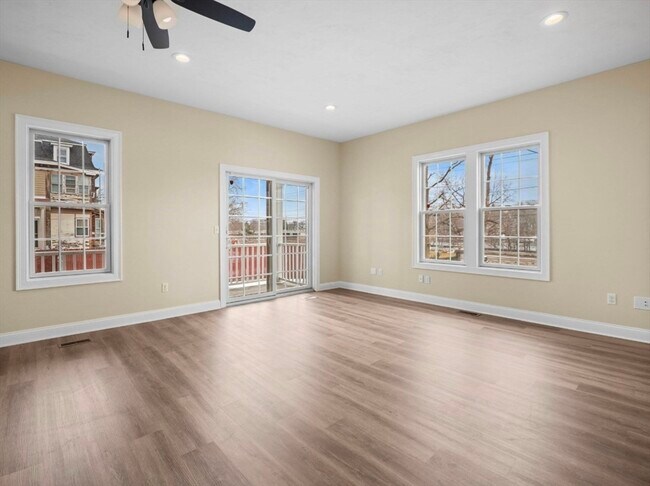 Building Photo - 63 Varnum Ave