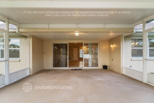 Building Photo - 15103 Southfork Dr
