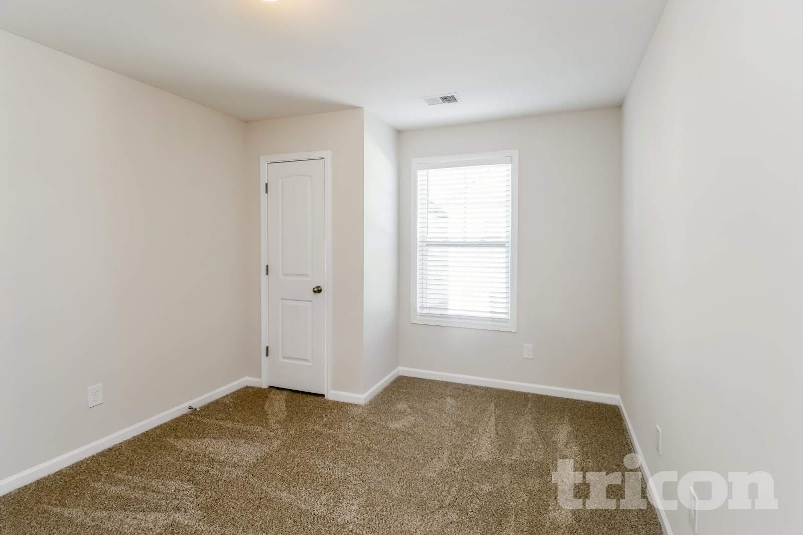 Building Photo - 926 Dawsons Park Wy