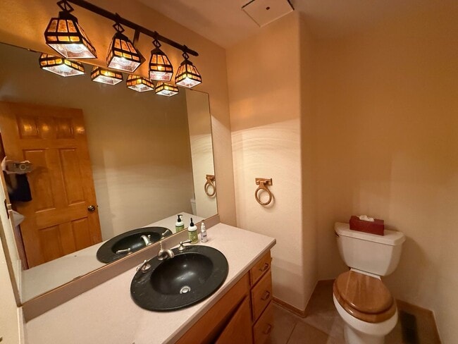 Building Photo - Perfect Table Mesa Family Home with Fully ...