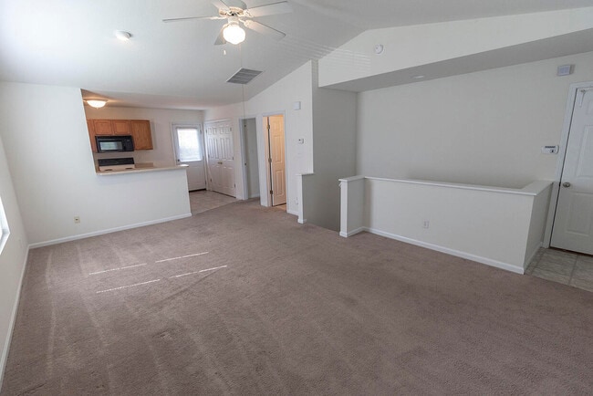 Building Photo - 3406 E St Charles Rd