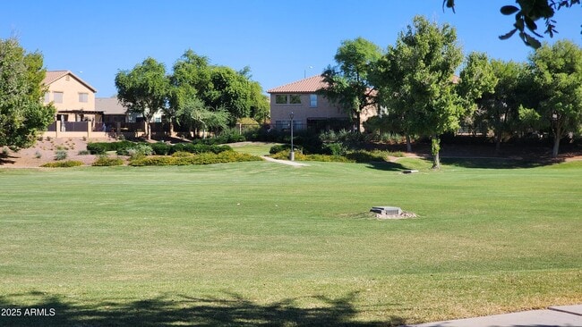 Building Photo - 4750 S Antonio