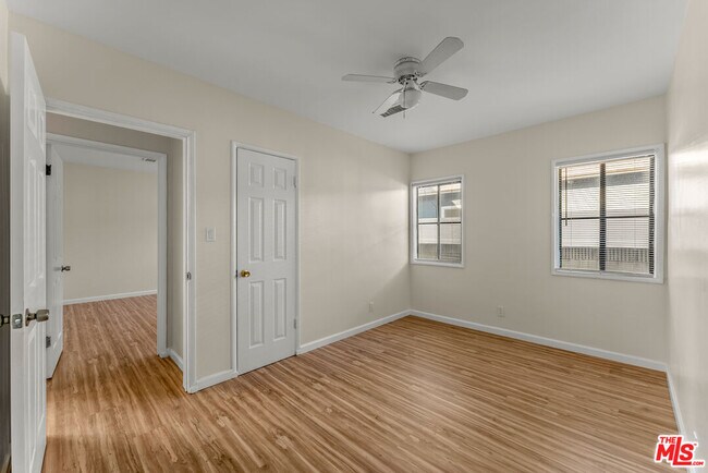 Building Photo - 8905 S Wilton Pl