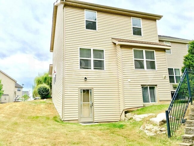Building Photo - 1725 Belleau Wood Dr