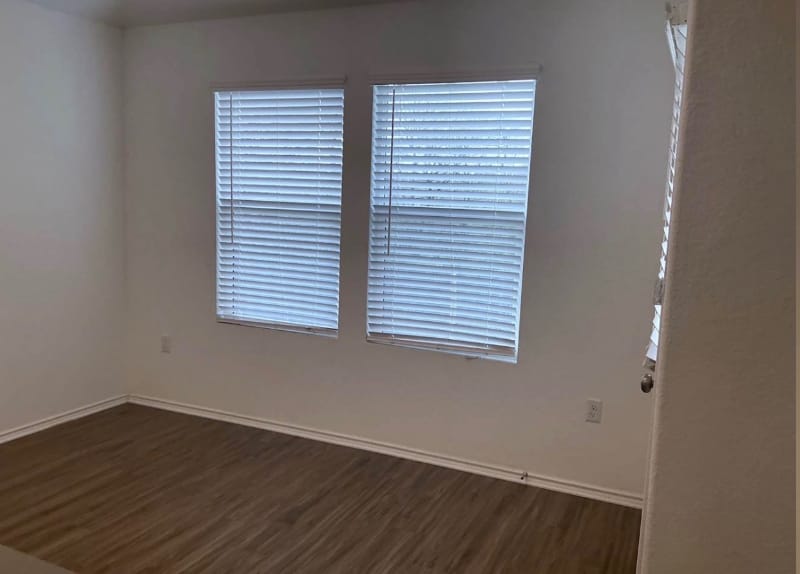 Building Photo - 146 Grissom Dr