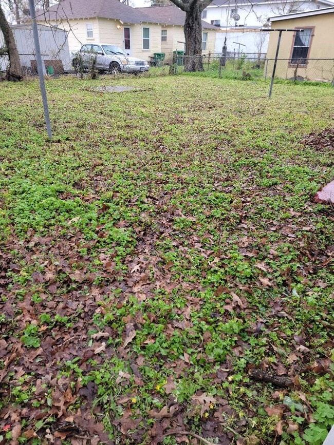 Building Photo - Charming 3 Bedroom Single Family in Houston