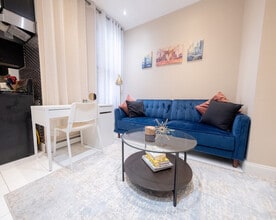 Building Photo - 5 W 101st St