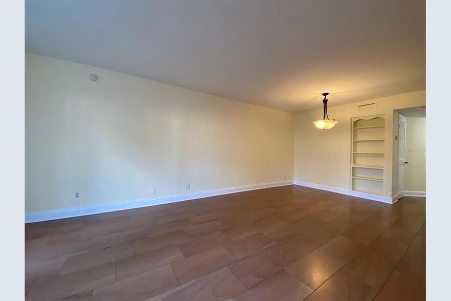 Building Photo - 2432 Lemon Tree Ln