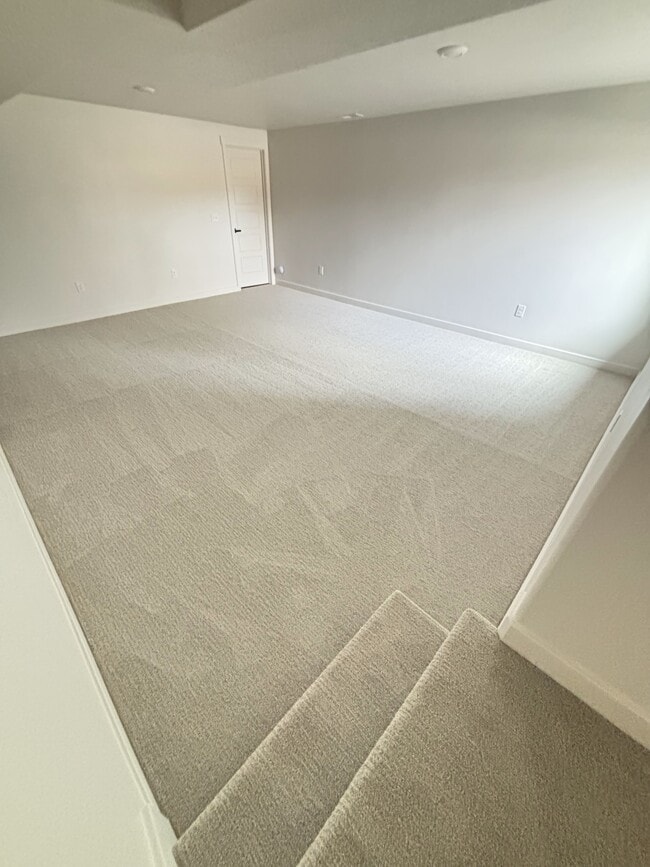 Building Photo - 6152 S 4640 W