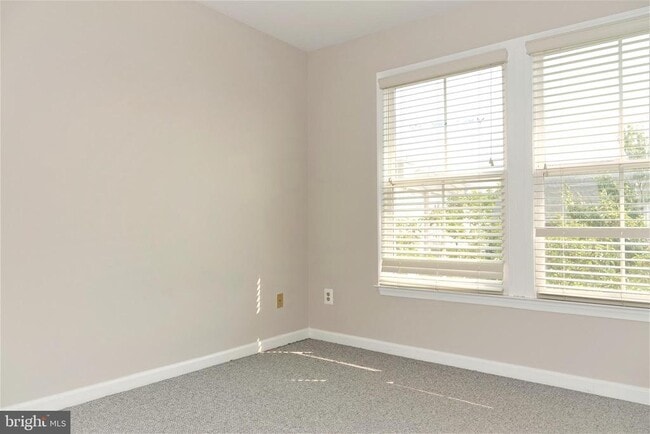 Building Photo - 708 Reserve Champion Dr