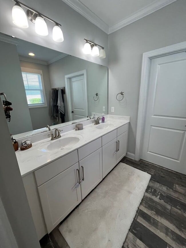 Building Photo - Unfurnished, Gorgeous 4-Bedroom in Leland!