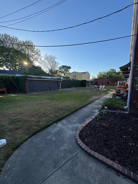 Backyard - 17 8th Ave