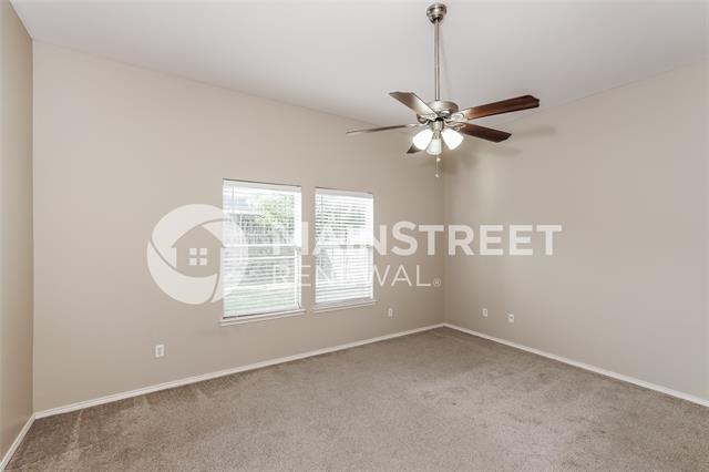 Building Photo - 2923 St Bernard Dr