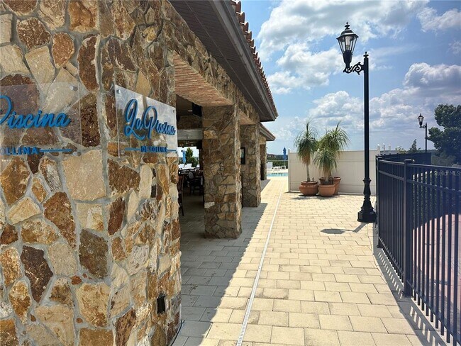 Building Photo - 16829 Bolsena Dr