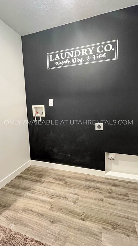 Building Photo - 3741 W 860 N