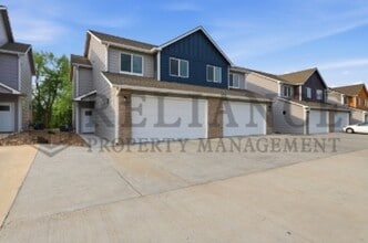 Building Photo - 4535 E 45th St N