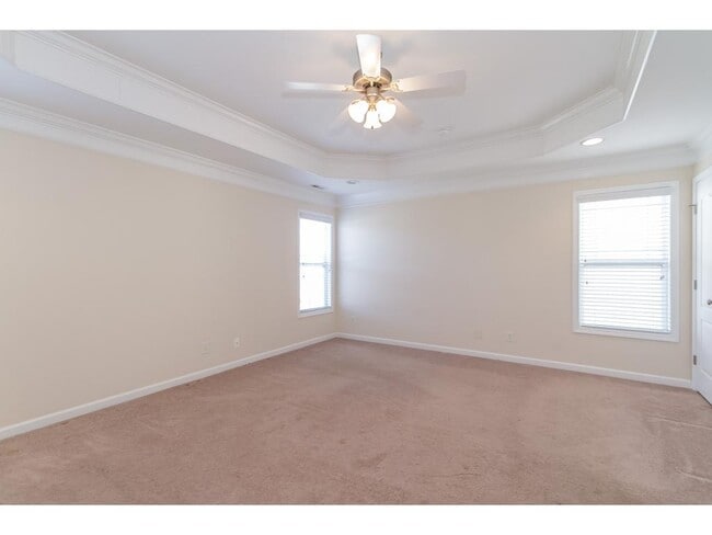 Building Photo - 2043 Sinclair Trce