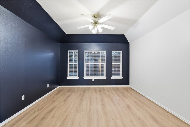 Building Photo - 6507 Hill Haven Ct