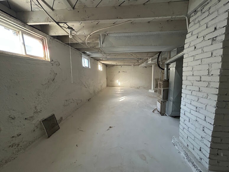 Building Photo - 203 S Hardy Ave