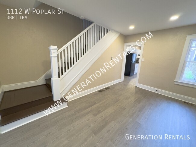 Building Photo - 1112 W Poplar St