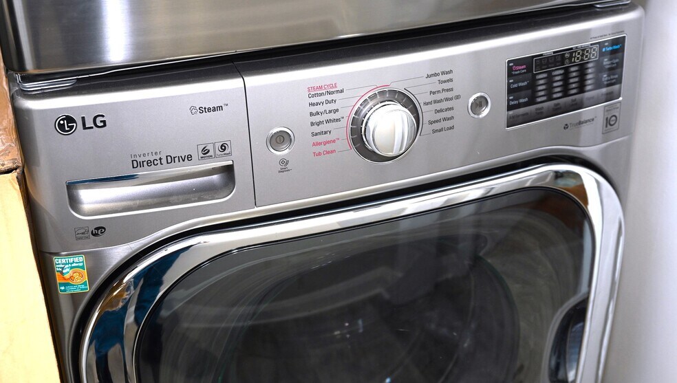 Building Photo - 1544 Oakridge Rd