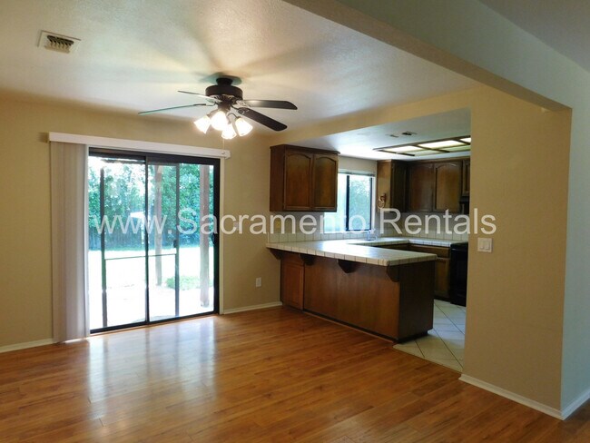 Building Photo - Charming Fair Oaks 3bd/2ba Home near Fair ...