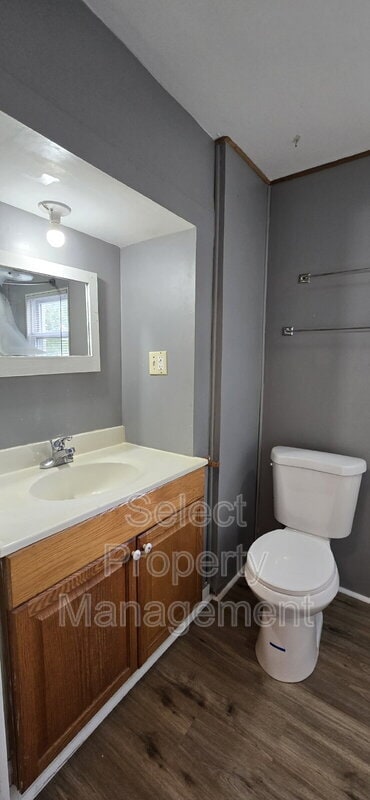 Building Photo - 4130 Hoagland Ave