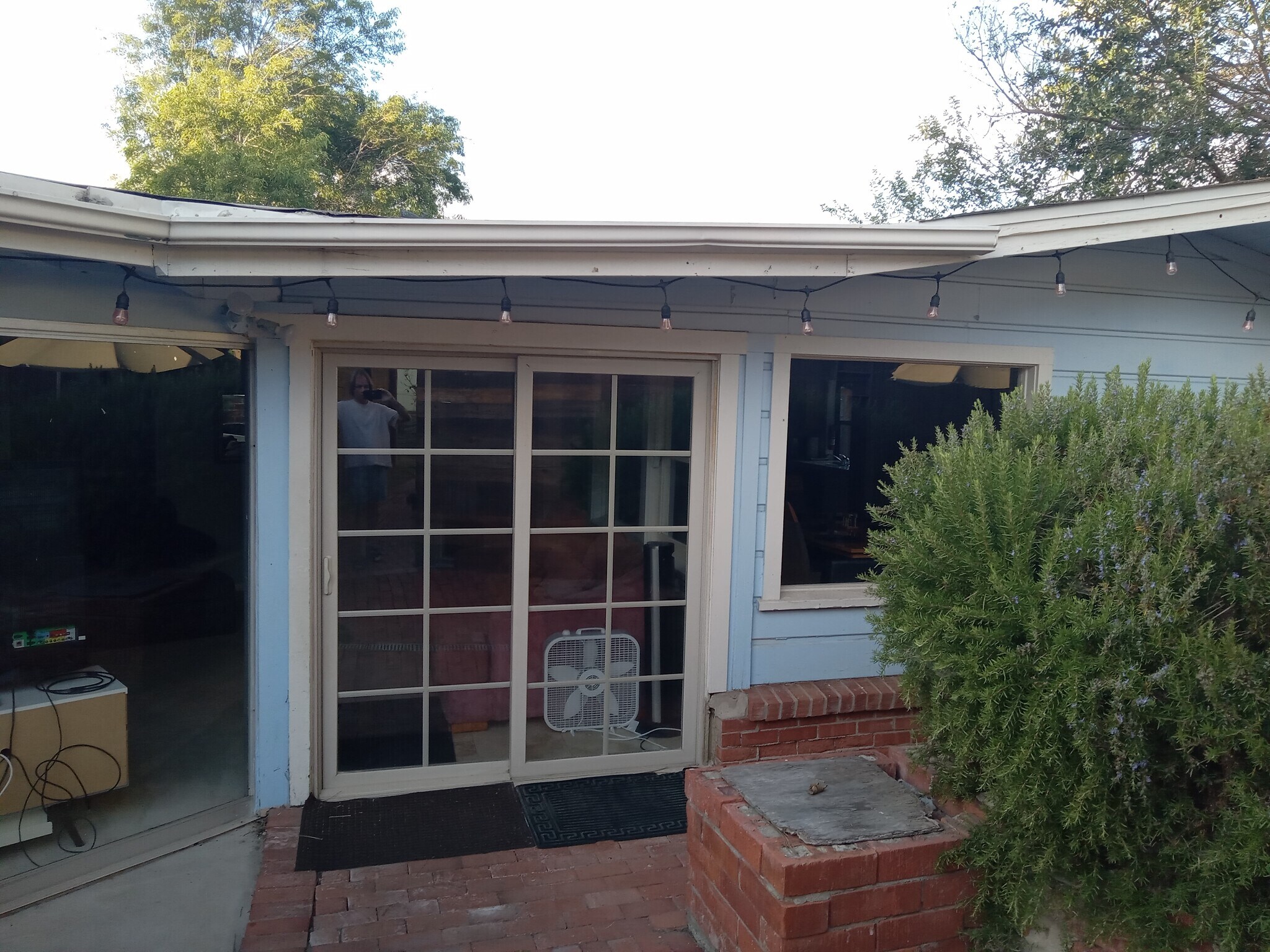 Building Photo - 2139 Torrey Pines Rd