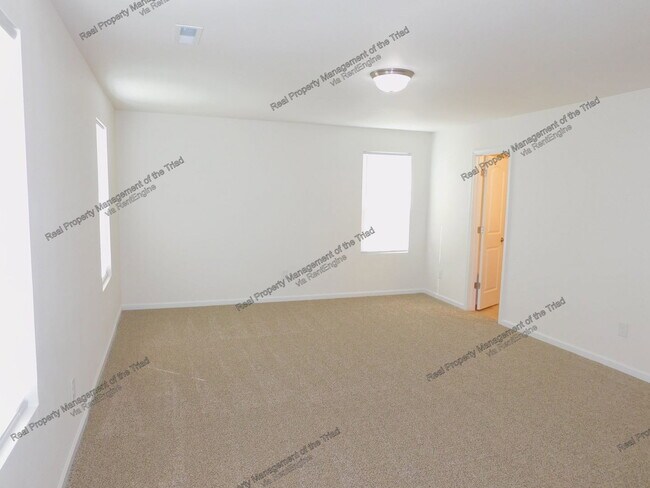 Building Photo - 4623 Chapel Ridge Dr