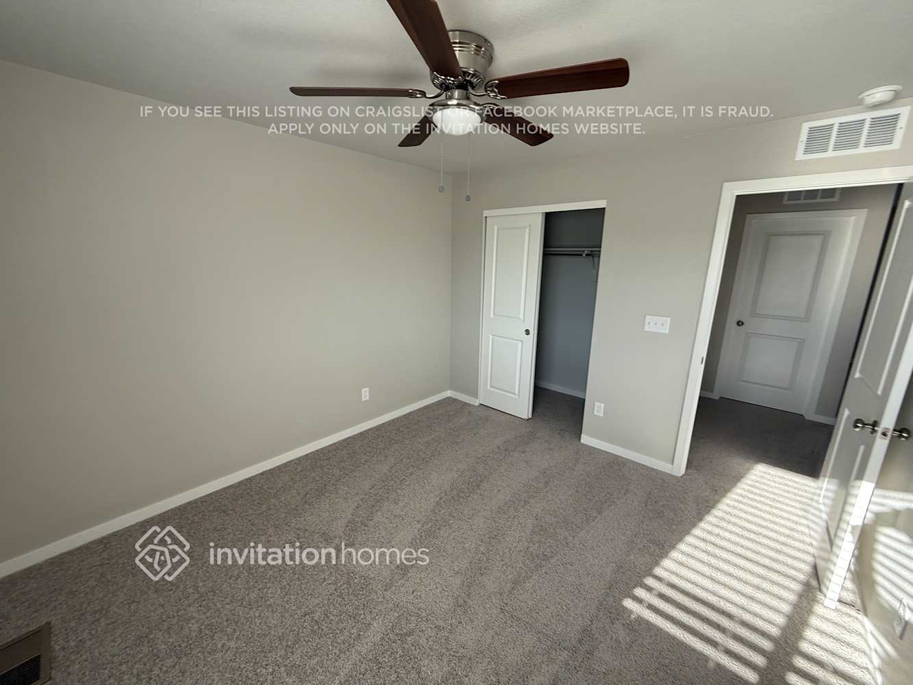 Building Photo - 4410 Trader St